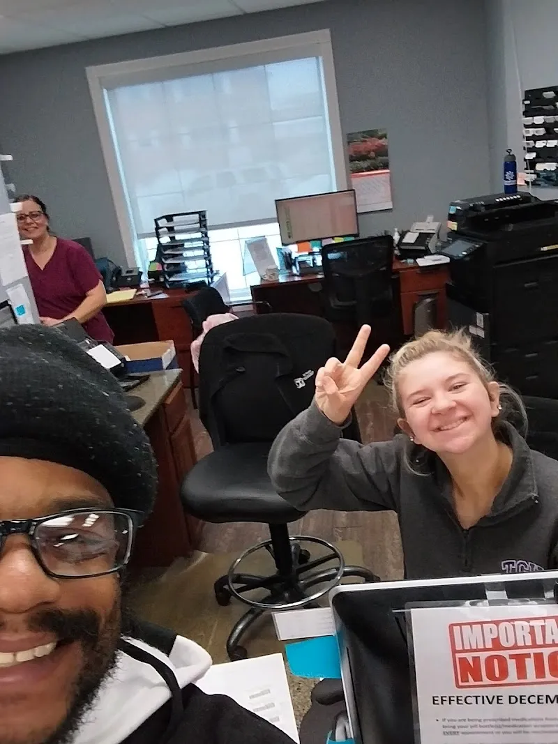 RES Physical Medicine & Rehab - Photo 2