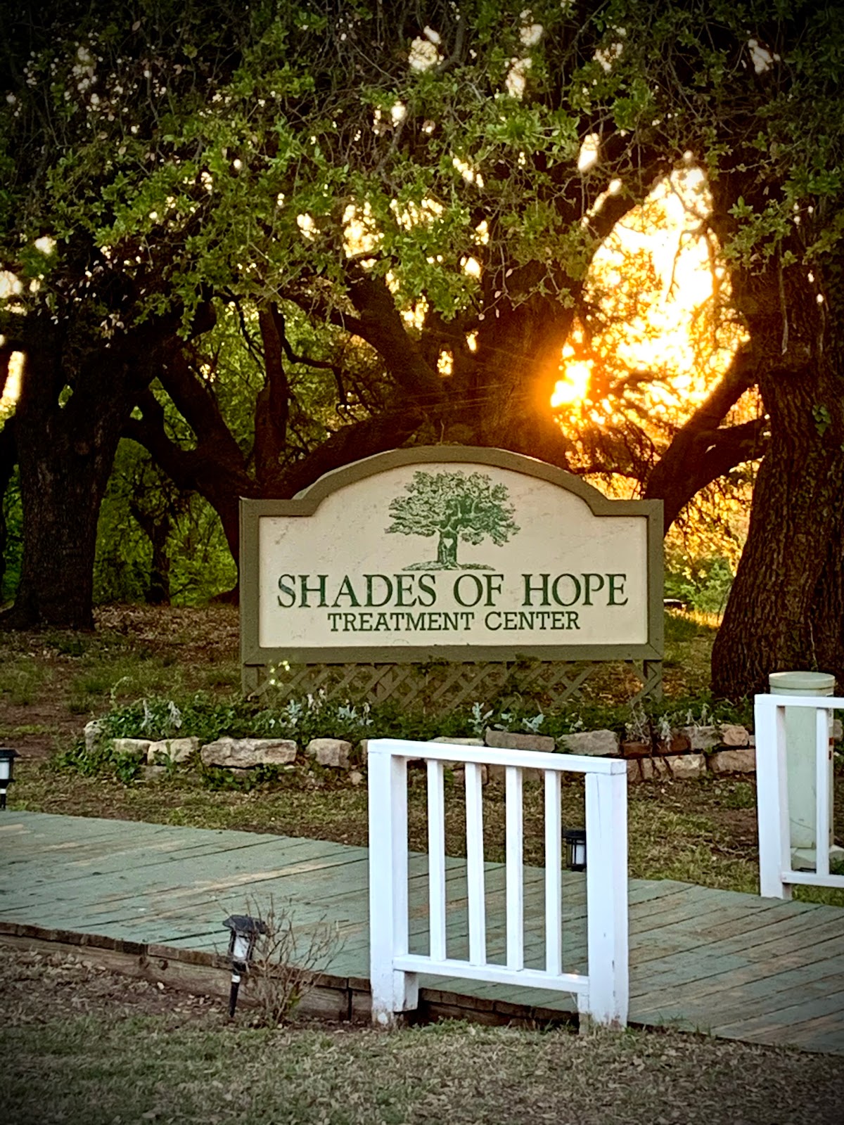 Shades of Hope Center of Healing - Photo 5