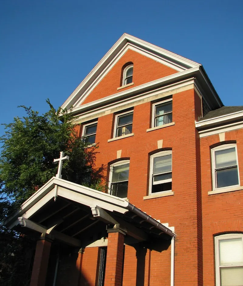 Gerard Place - Photo 3