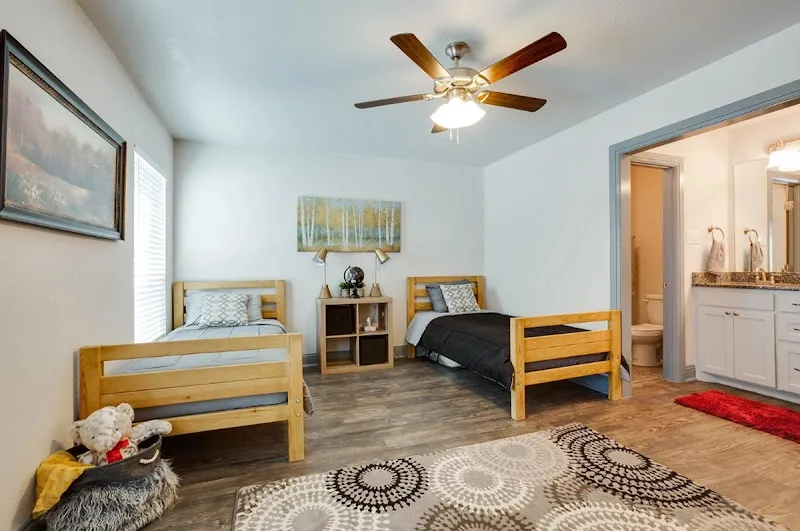 Trevor's House - Fort Worth Medical - Photo 2