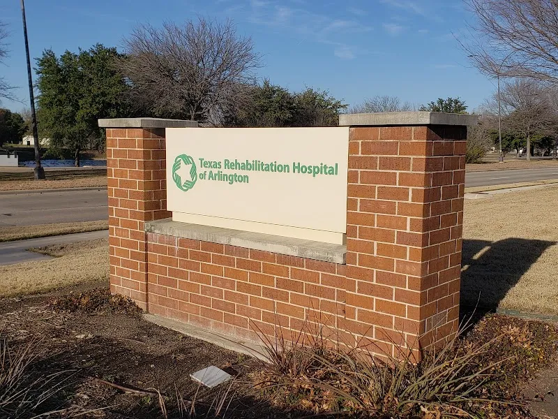 Texas Rehabilitation Hospital of Ar - Photo 2