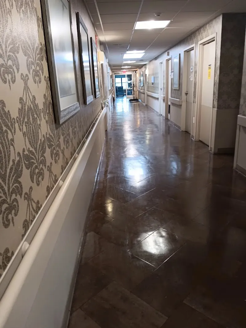 Comprehensive Rehab and Nursing Center at Williamsville - Photo 2