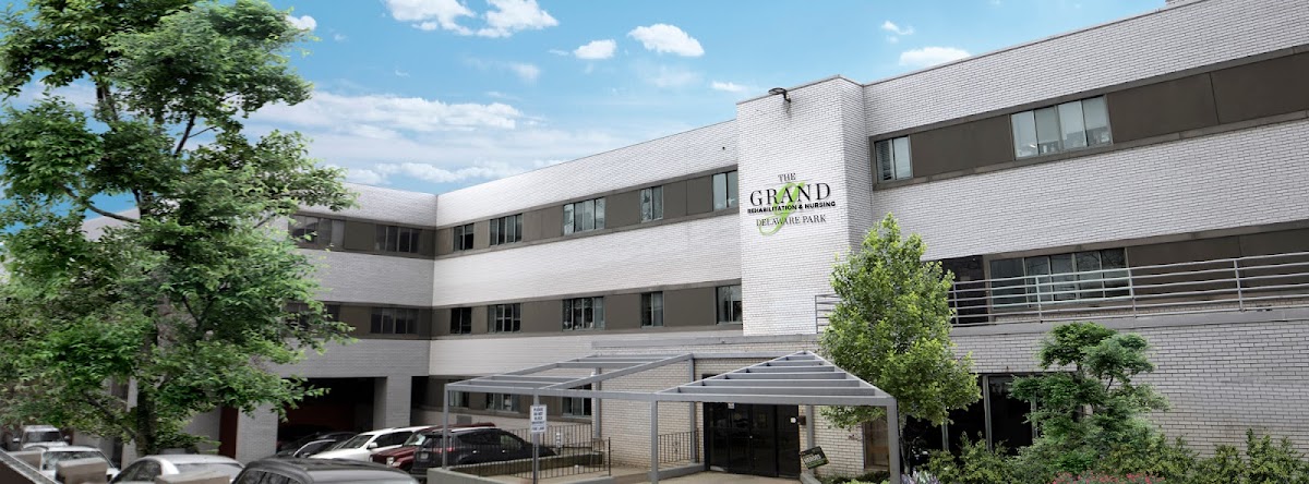 Delaware Oaks Center for Rehabilitation and Nursing - Photo 4